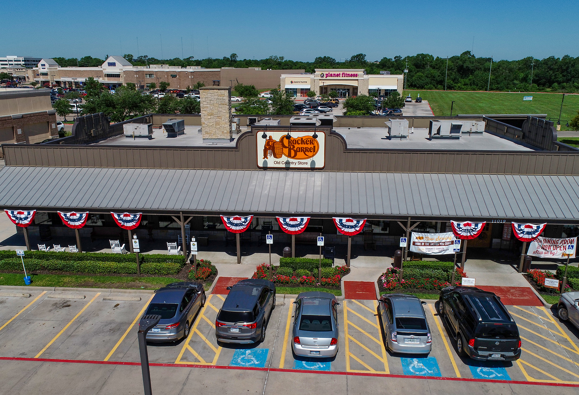 Cracker Barrel Pearland, TX Net Lease Advisory Group Cracker Barrel Pearland, TX Net Lease Advisory Group