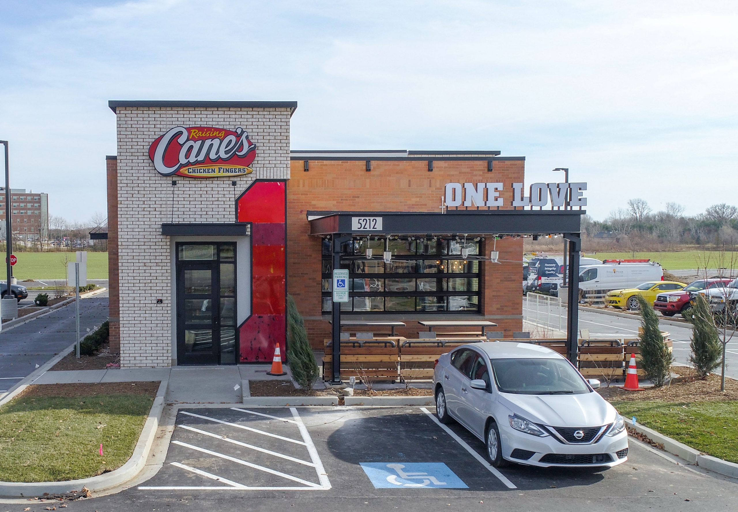 Raising Cane’s Ground Lease Net Lease Advisory Group